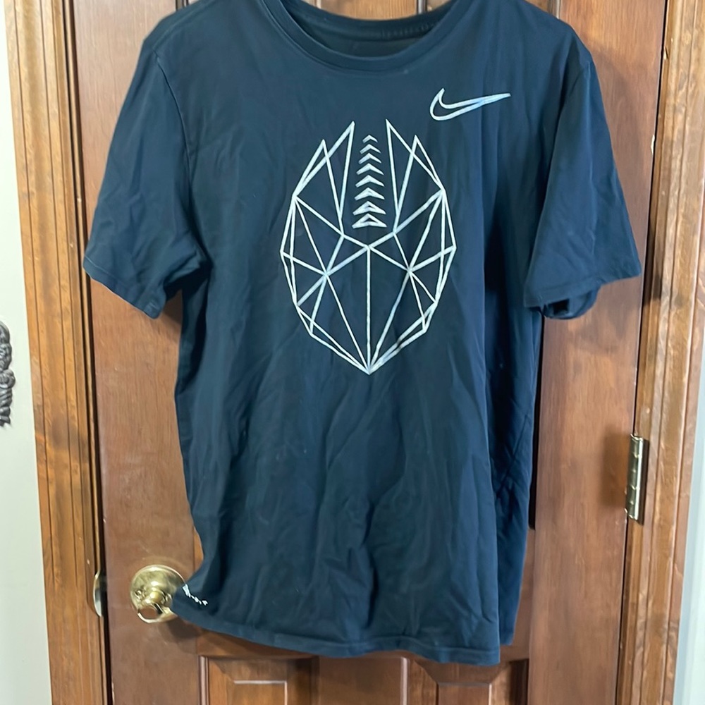**Nike. Dri fit. Football tee shirt. Size large